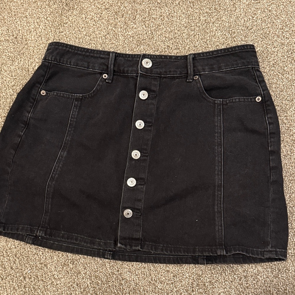 American Eagle Outfitters Black Button-Down Mini Skirt